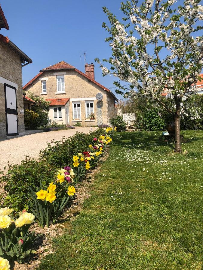 La Besace Bed & Breakfast Sainte-Croix  Exterior foto